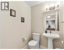 201-38 Waterfront Place, Whitehorse, YT Y1A0K7 Photo 15