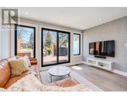 245 Ashdale Avenue, Toronto, ON M4L2Y8 Photo 12