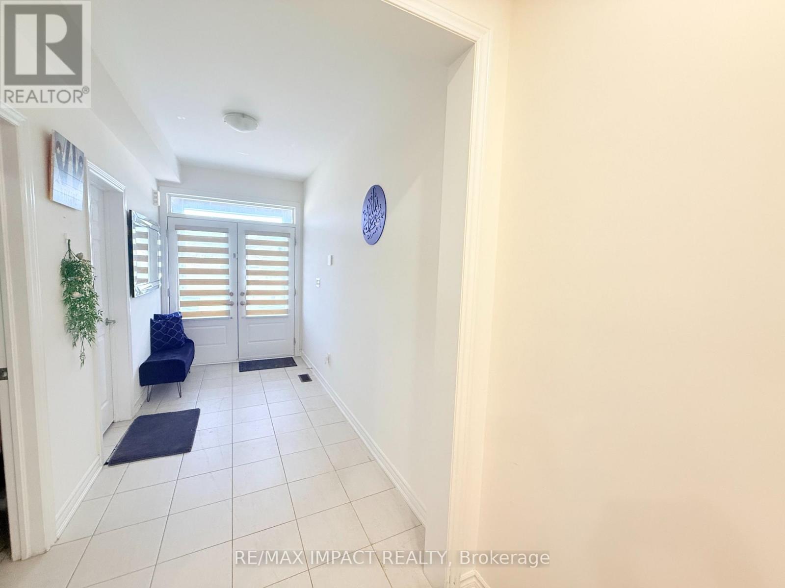 1318 APOLLO STREET, Oshawa (Eastdale) — photo 4