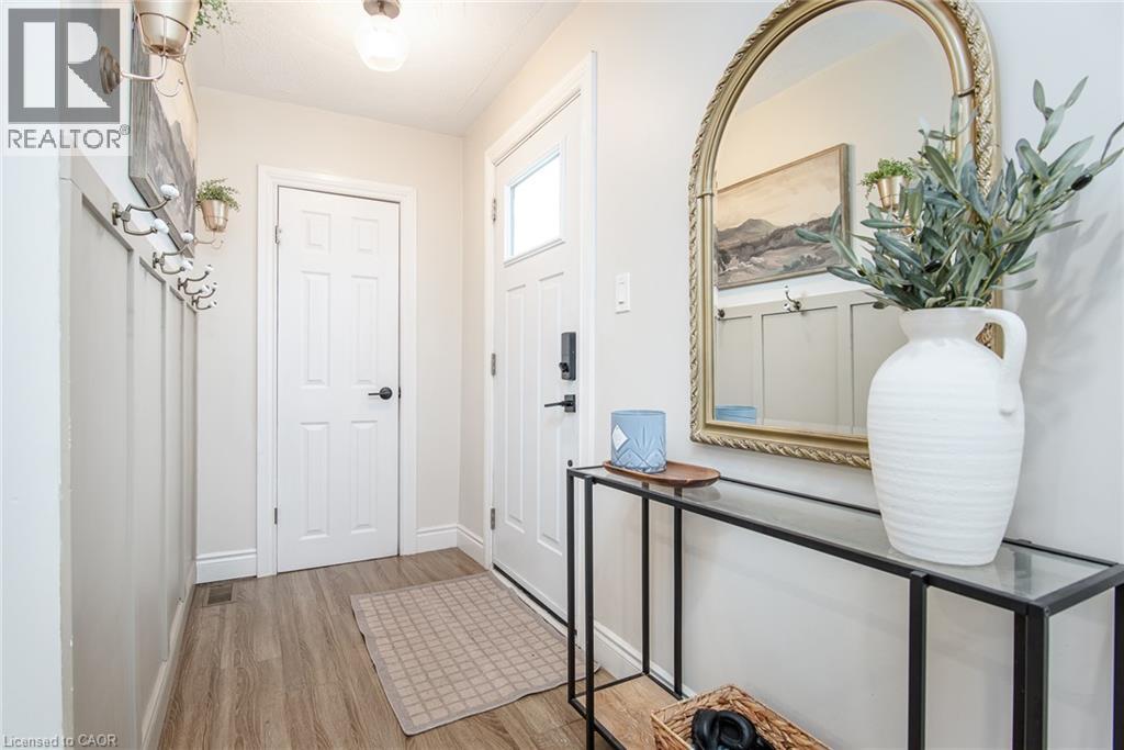 32 BELLEVIEW Avenue, Kitchener — photo 4