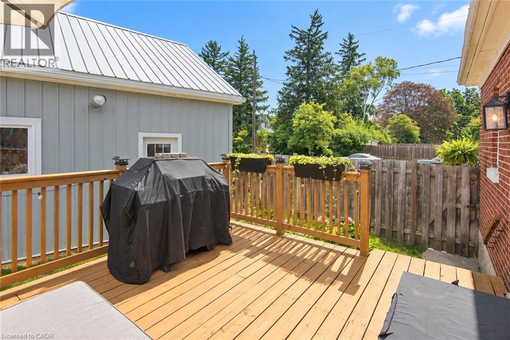 32 BELLEVIEW Avenue - 40