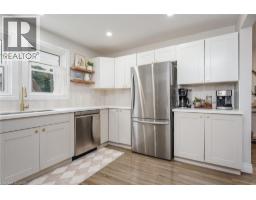 32 Belleview Avenue, Kitchener, ON N2B1G3 Photo 13