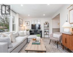 Recreation room - 32 Belleview Avenue, Kitchener, ON N2B1G3 Photo 6