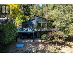 685 Lost Lake Rd, Highlands, BC V9B6E3 Photo 41