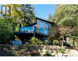 685 Lost Lake Rd, Highlands, BC V9B6E3 Photo 44