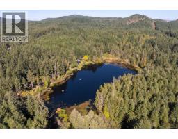 685 Lost Lake Rd, Highlands, BC V9B6E3 Photo 57