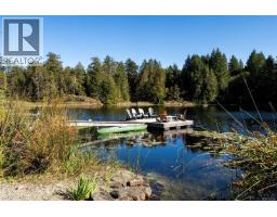 685 Lost Lake Rd, Highlands, BC V9B6E3 Photo 53