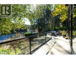 685 Lost Lake Rd, Highlands, BC V9B6E3 Photo 36