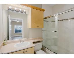14405 89a Avenue, Surrey, BC V3R1A3 Photo 11
