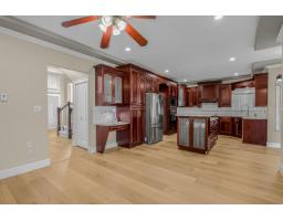 14405 89a Avenue, Surrey, BC V3R1A3 Photo 7