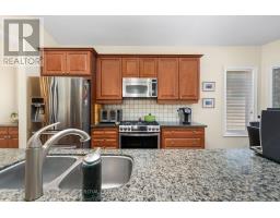 Den - 65 Braid Bend, Whitchurch Stouffville, ON L4A1R7 Photo 7