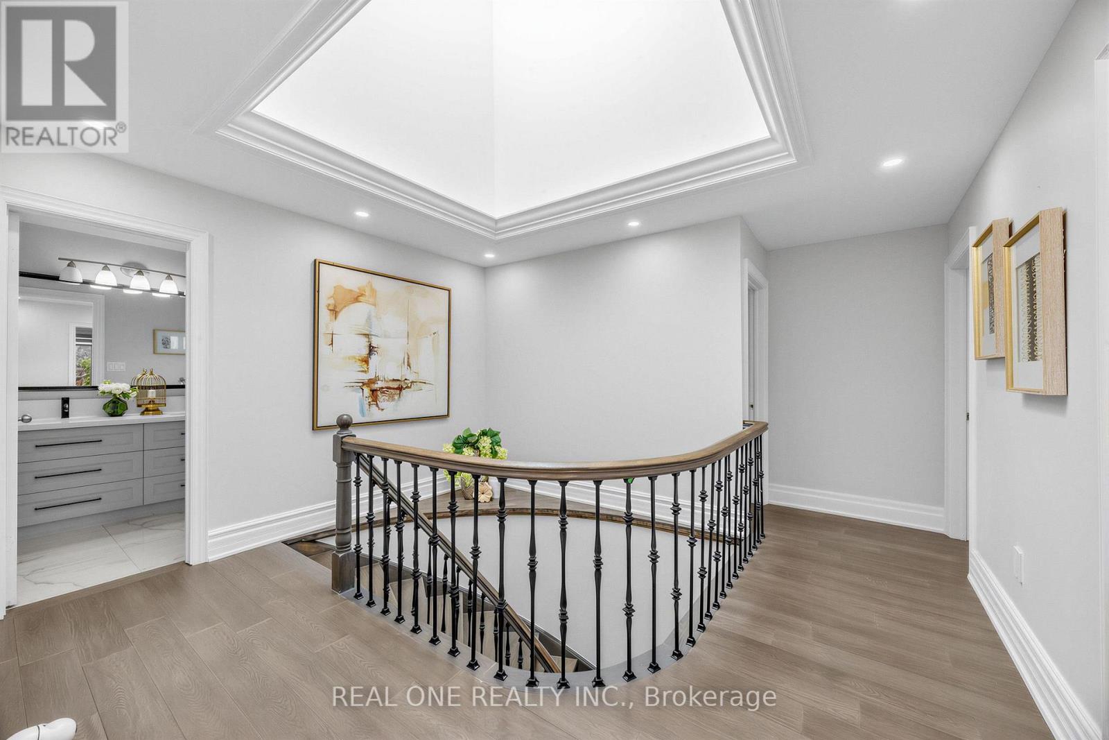 52 FENWICK CRESCENT - Image 30