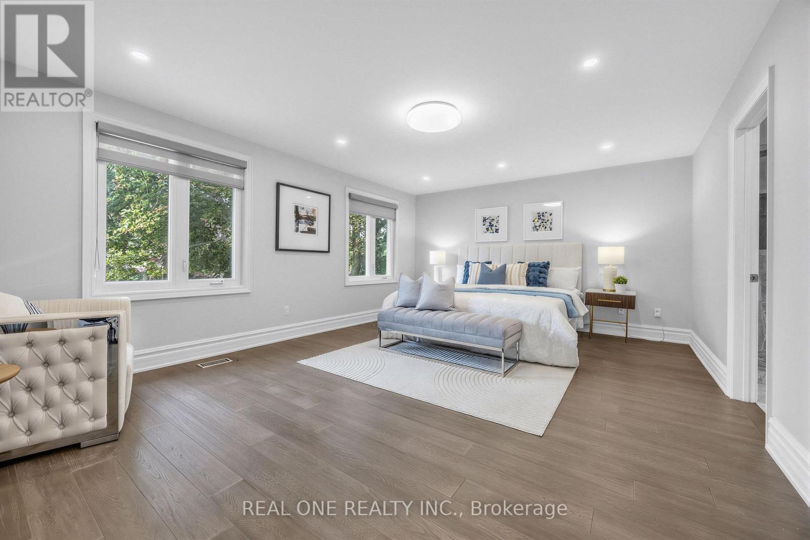52 FENWICK CRESCENT - Image 32