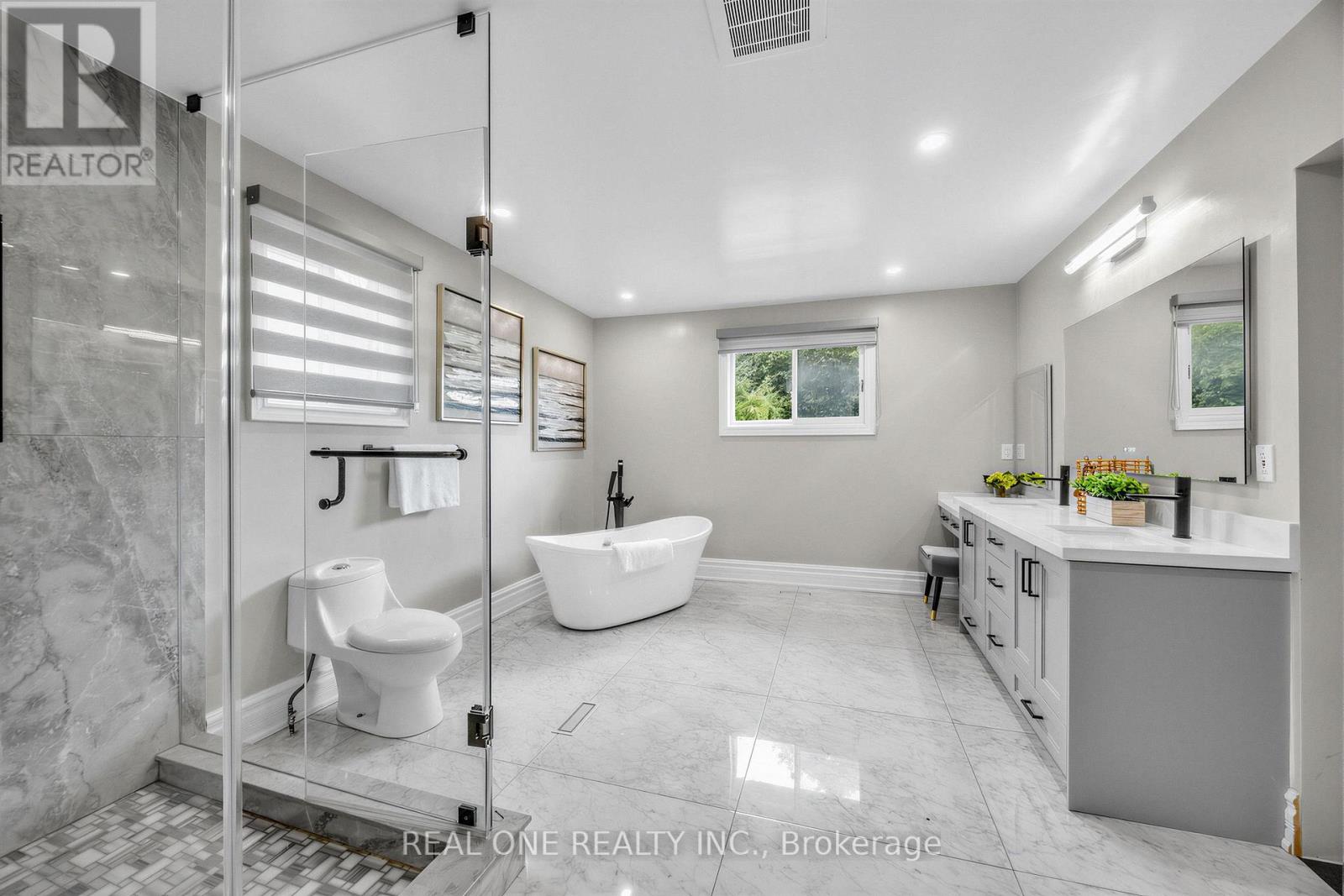 52 FENWICK CRESCENT - Image 34