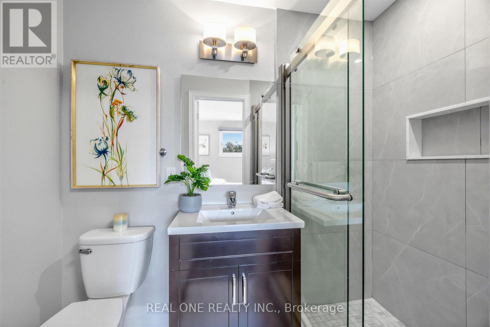 52 FENWICK CRESCENT - Image 38