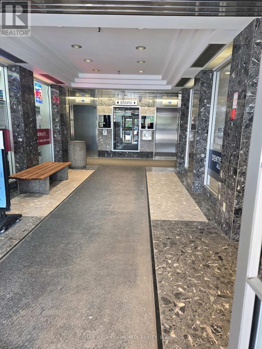 408 - 250 HARDING BOULEVARD W, Richmond Hill (North Richvale) — photo 12
