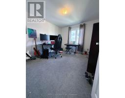 24 Barnyard Trail, Barrie, ON L9J0T3 Photo 17