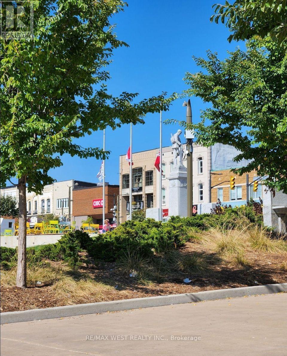 50 DUNLOP STREET E, Barrie (City Centre) — photo 9