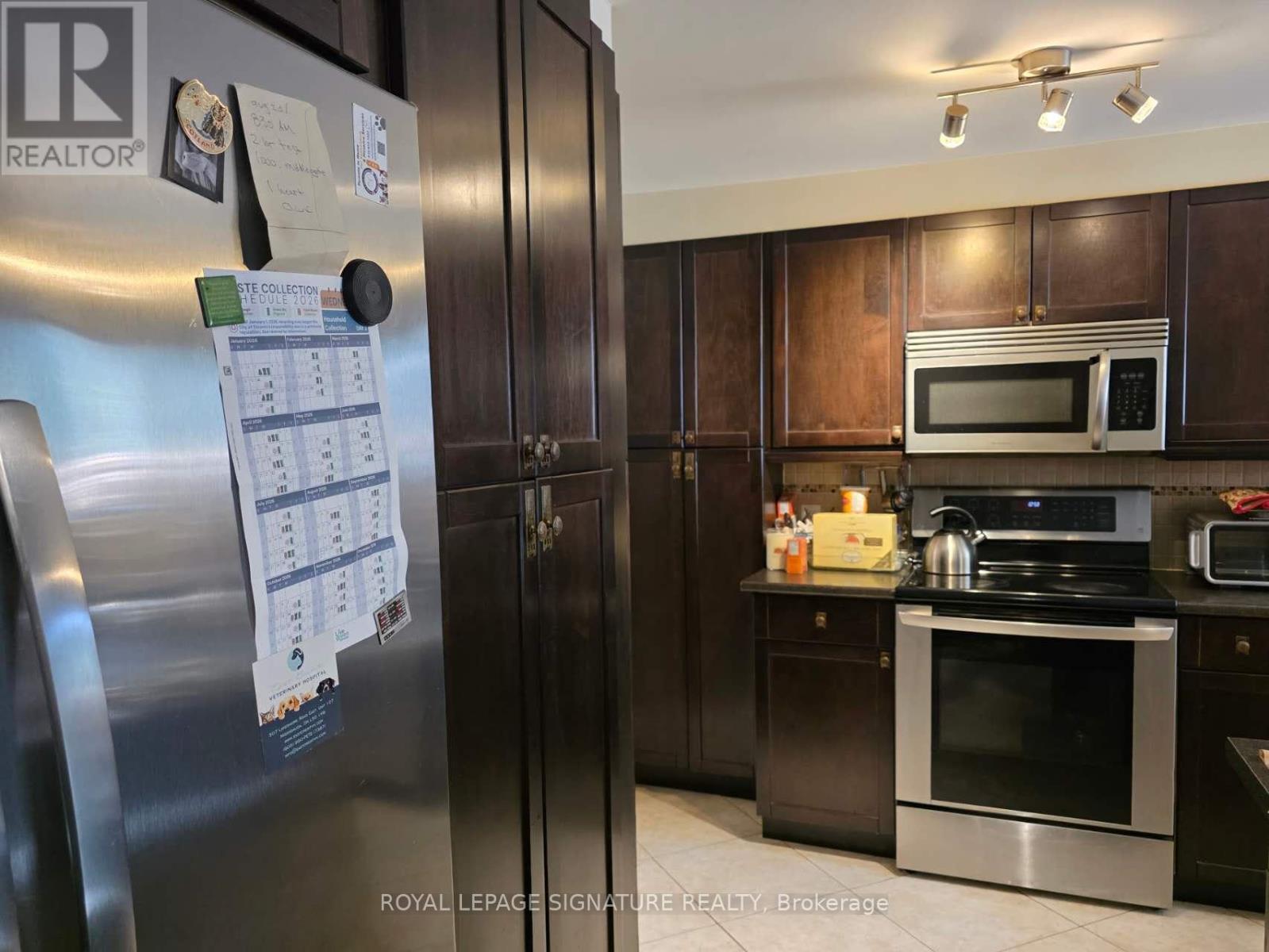 15 TWENTY-NINTH STREET, Toronto (Long Branch) — photo 2