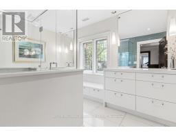 8 Wilgar Road, Toronto, ON M8X1J4 Photo 29