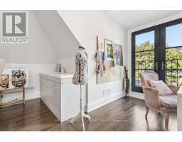 8 Wilgar Road, Toronto, ON M8X1J4 Photo 36