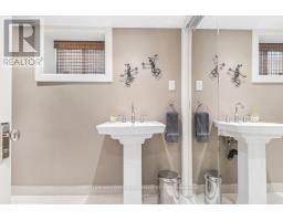 8 Wilgar Road, Toronto, ON M8X1J4 Photo 43