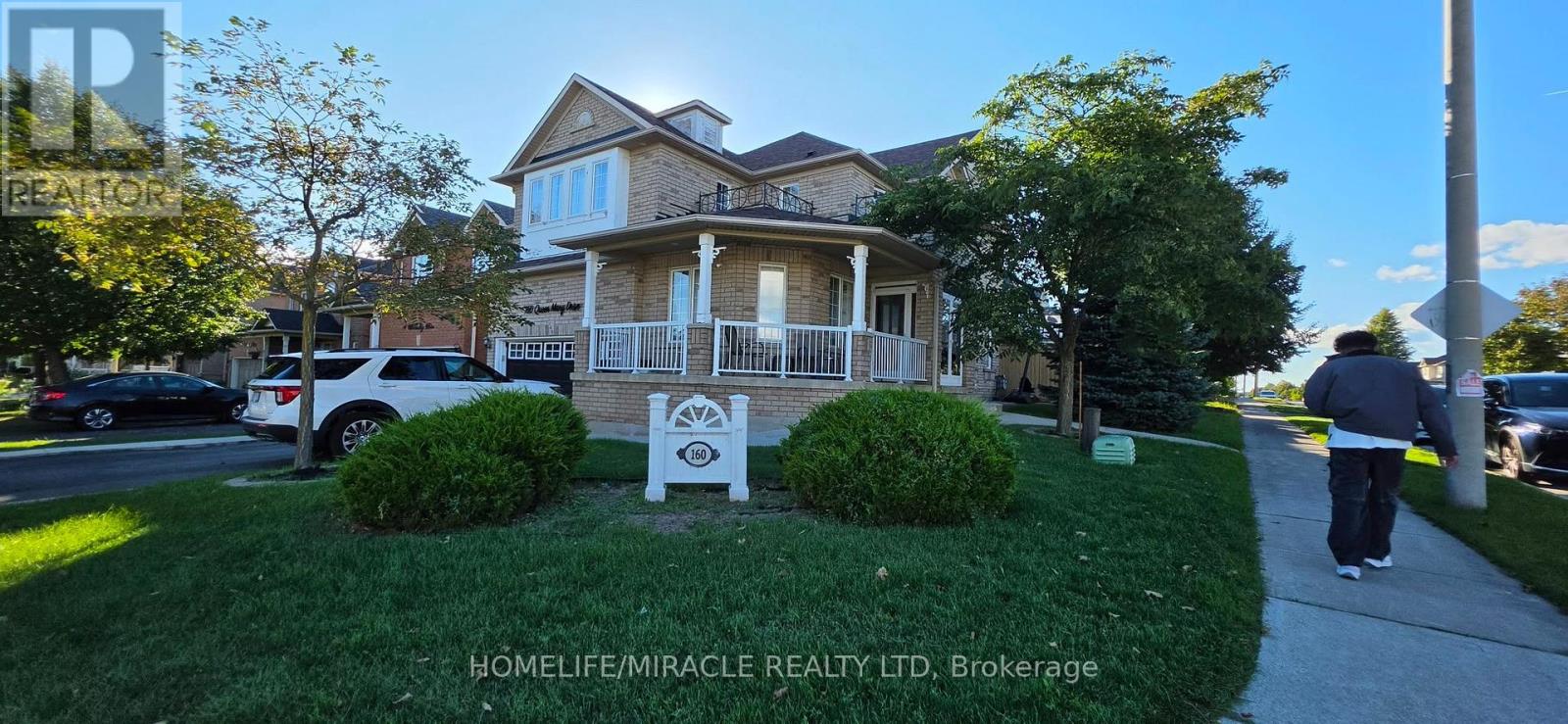 160 QUEEN MARY DRIVE, Brampton (Fletcher's Meadow) — photo 2