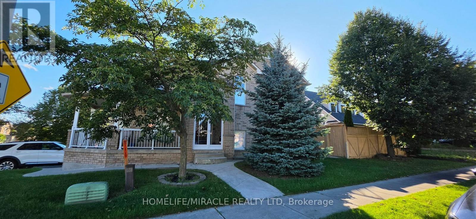 160 QUEEN MARY DRIVE, Brampton (Fletcher's Meadow) — photo 4