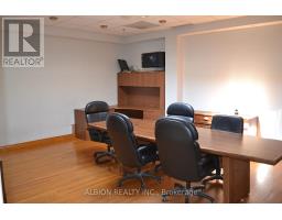 16 - 2001 Albion Road, Toronto, ON M9W6V6 Photo 17