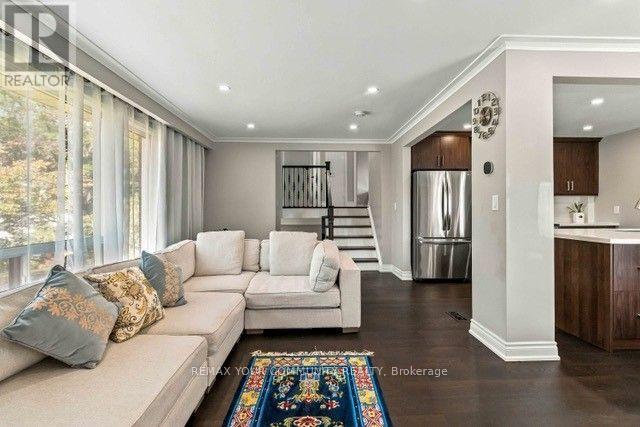 2 MUNHALL ROAD, Toronto (Humber Heights) — photo 9