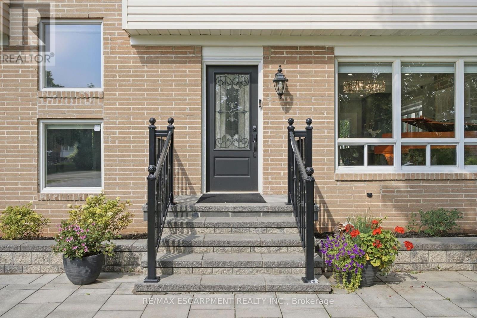 513 MAPLEHURST AVENUE, Oakville (WO West) — photo 4
