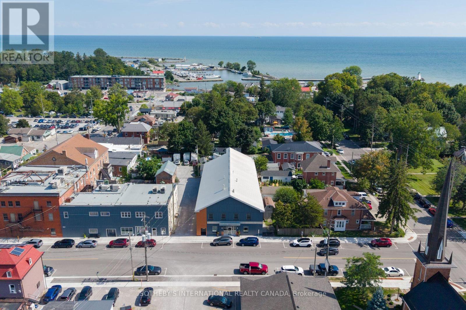 23 MARKET STREET W, Norfolk (Port Dover)