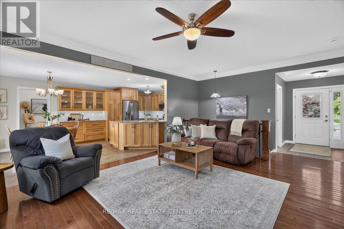 515 WOODWARD DRIVE, Strathroy-Caradoc (Mount Brydges) — photo 11