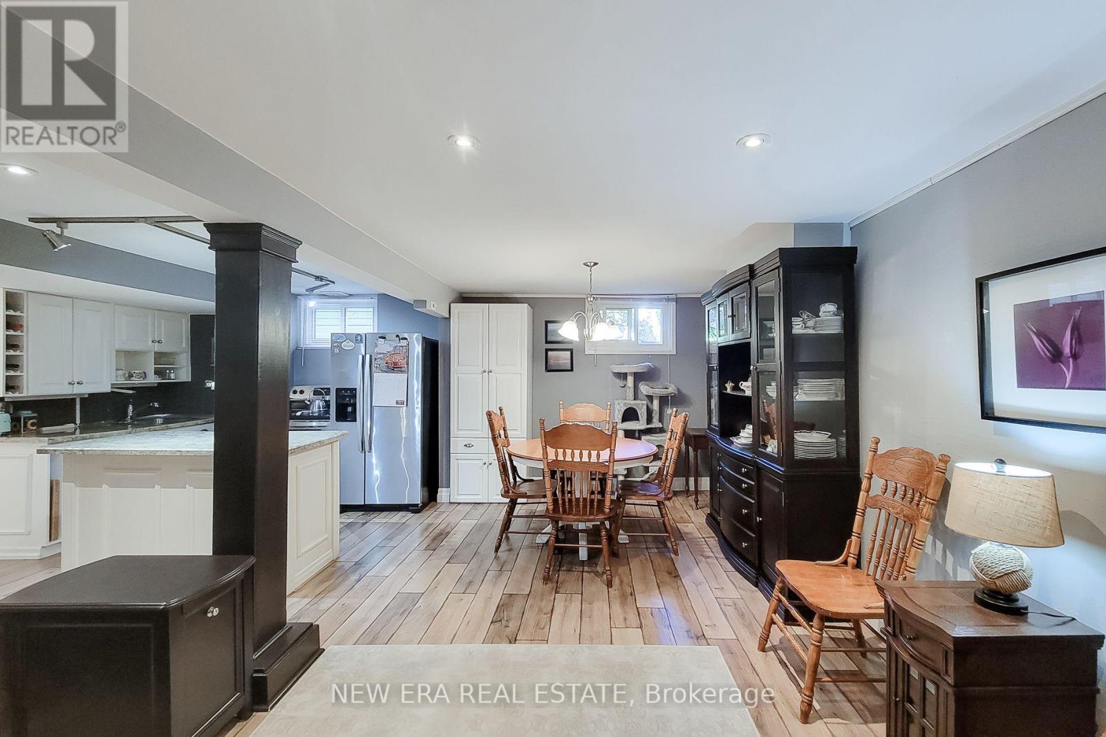 19 THORNDALE AVENUE - Image 35