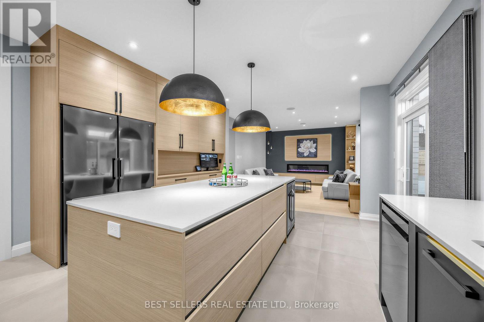 395 KLEIN CIRCLE, Hamilton (Meadowlands) — photo 11
