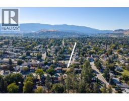 Laundry room - 1604 39a Avenue, Vernon, BC V1T5C6 Photo 11