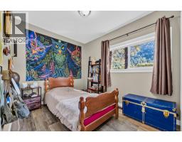 717 Larsen Road, Salmo, BC V0G1Z0 Photo 17