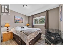 717 Larsen Road, Salmo, BC V0G1Z0 Photo 21