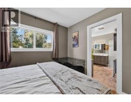 717 Larsen Road, Salmo, BC V0G1Z0 Photo 23