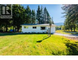 717 Larsen Road, Salmo, BC V0G1Z0 Photo 43