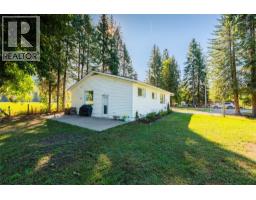 717 Larsen Road, Salmo, BC V0G1Z0 Photo 44