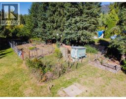 717 Larsen Road, Salmo, BC V0G1Z0 Photo 48