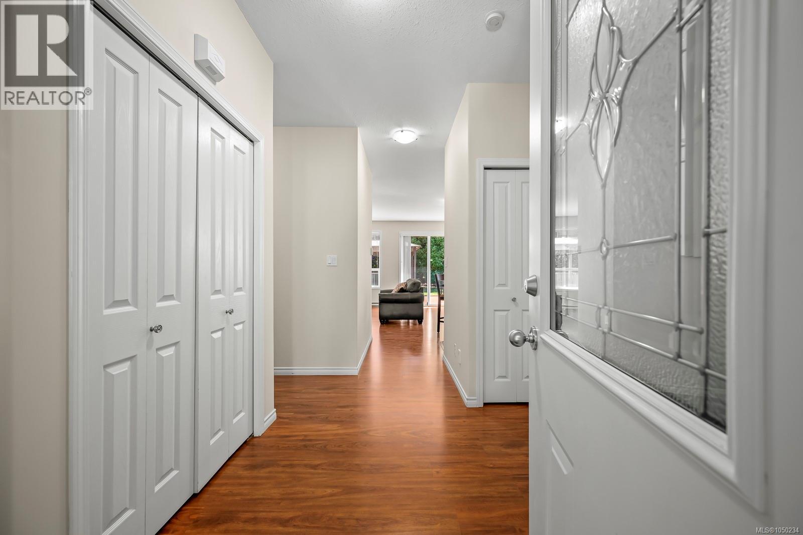 2464 Stirling Cres - 44