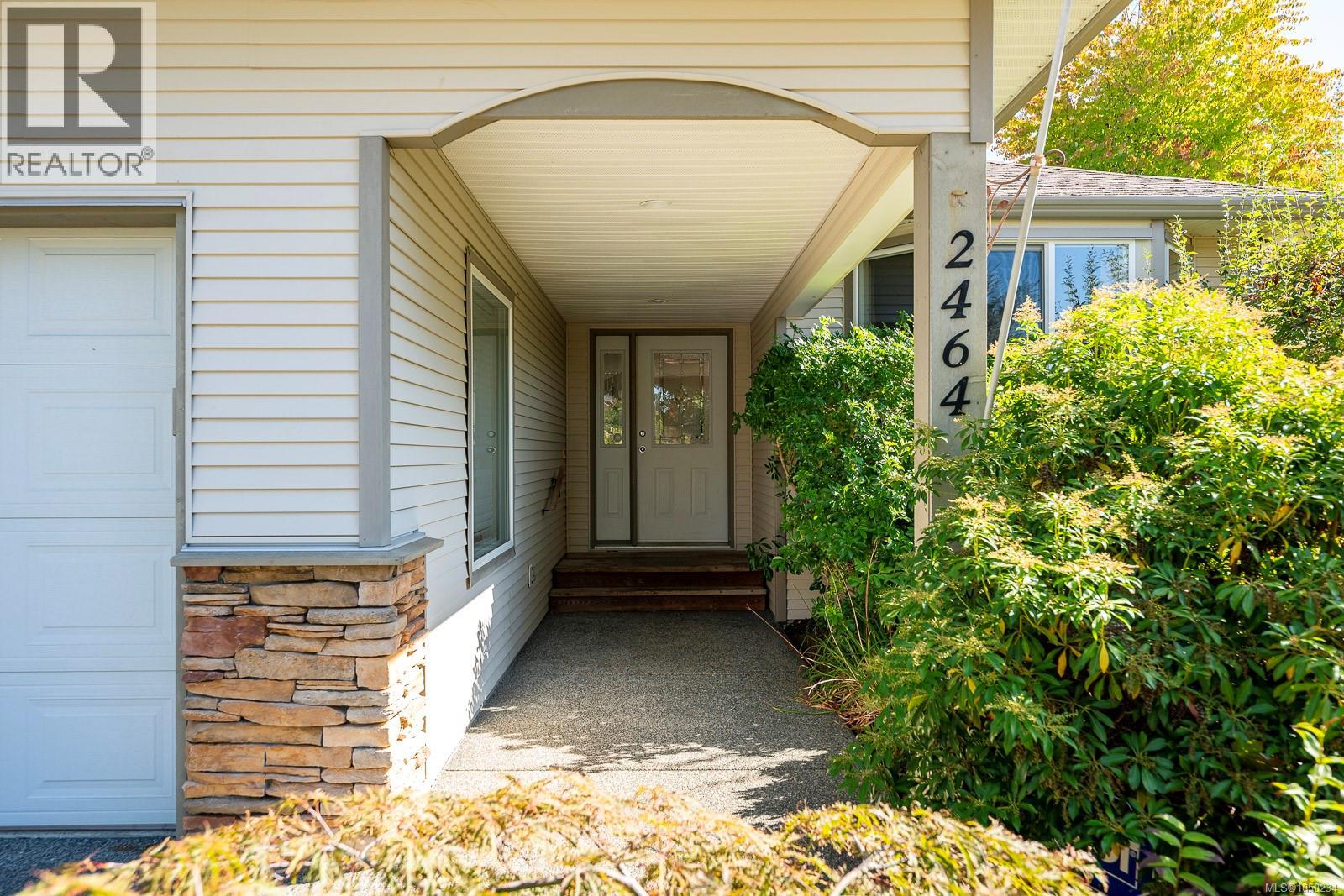 2464 Stirling Cres - 49