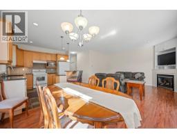 2464 Stirling Cres, Courtenay, BC V9N1Y2 Photo 16
