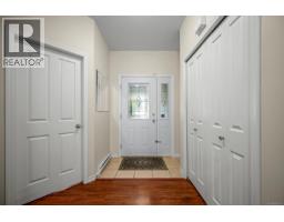 2464 Stirling Cres, Courtenay, BC V9N1Y2 Photo 43