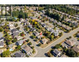 2464 Stirling Cres, Courtenay, BC V9N1Y2 Photo 59