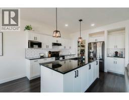 3pc Bathroom - 11242 59 Avenue, Grande Prairie, AB T8W0L1 Photo 6