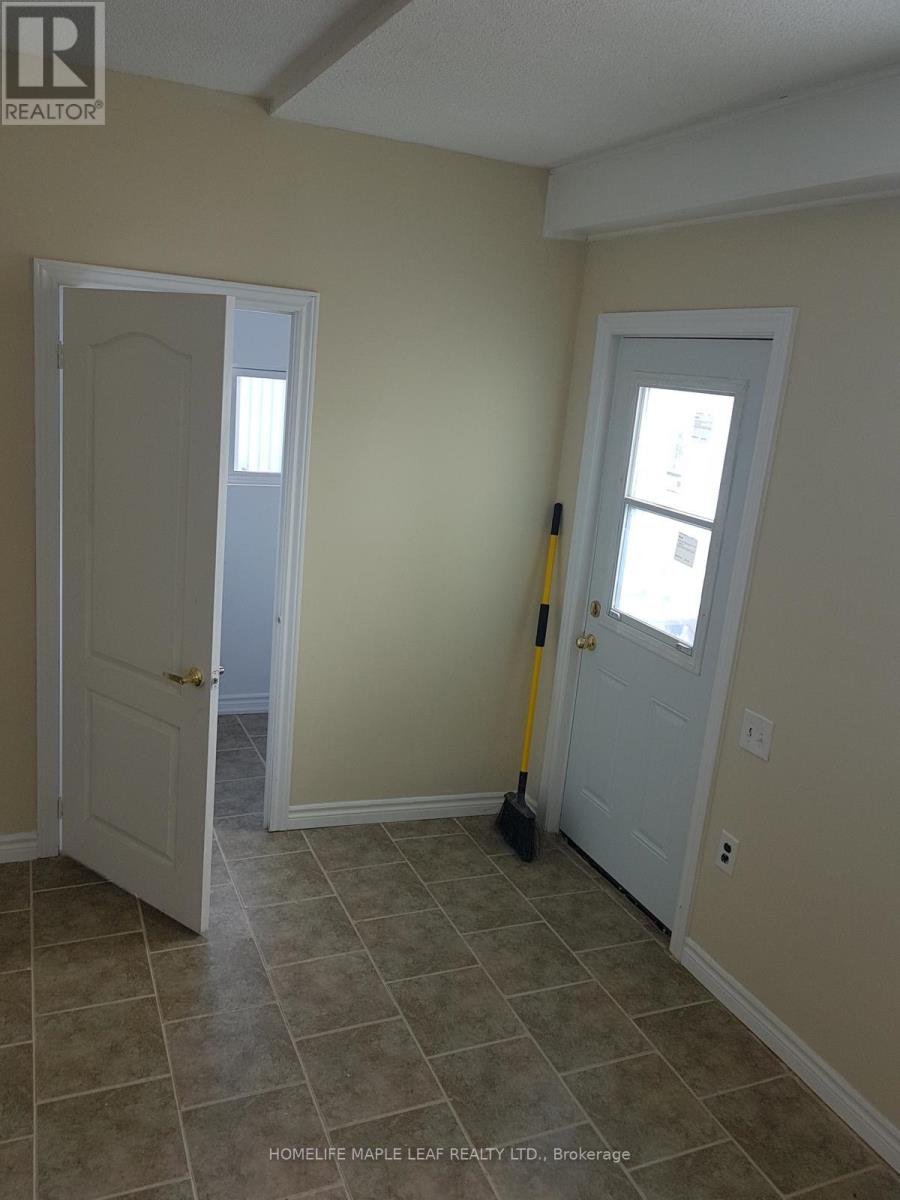 476407 3RD LINE - 7