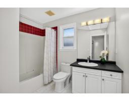 18737 65 Avenue, Surrey, BC V3S8V2 Photo 24